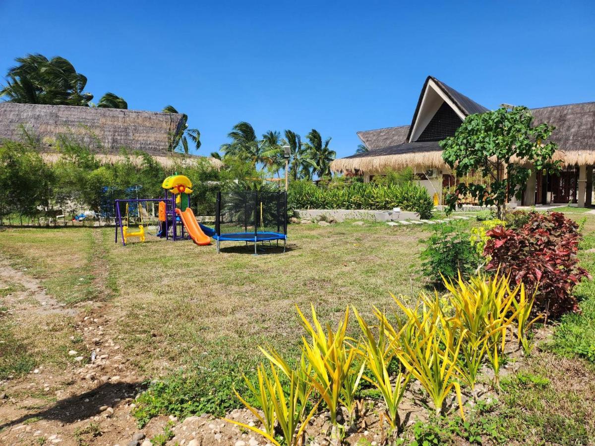 Costa Celine Beach Resort Kinablangan Exteriör bild